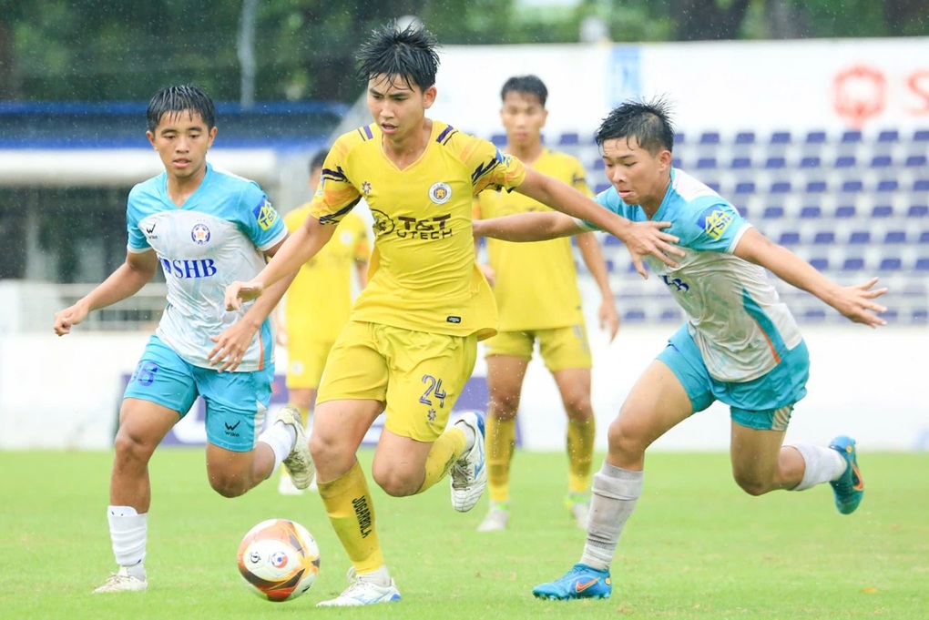 Hai đội Hà Nội và Nam Định vào chung kết giải bóng đá U17 quốc gia 2025 - 1 Hai đội Hà Nội và Nam Định vào chung kết giải bóng đá U17 quốc gia 2025 - 1