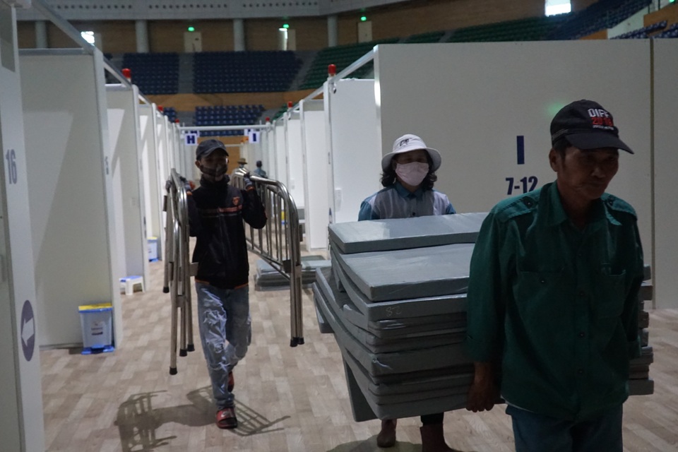 Đà Nẵng tháo dỡ bệnh viện dã chiến đưa ra Hải Dương phục vụ chống dịch - 6