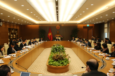 Thống nhất cho học sinh trở lại trường vào tháng 3 tới