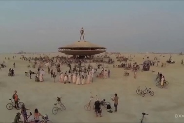 Toàn cảnh lễ hội Burning Man nhìn từ trên cao