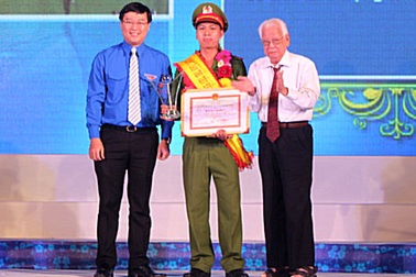 Nghe cảnh sát hình sự đặc nhiệm kể chuyện phá án