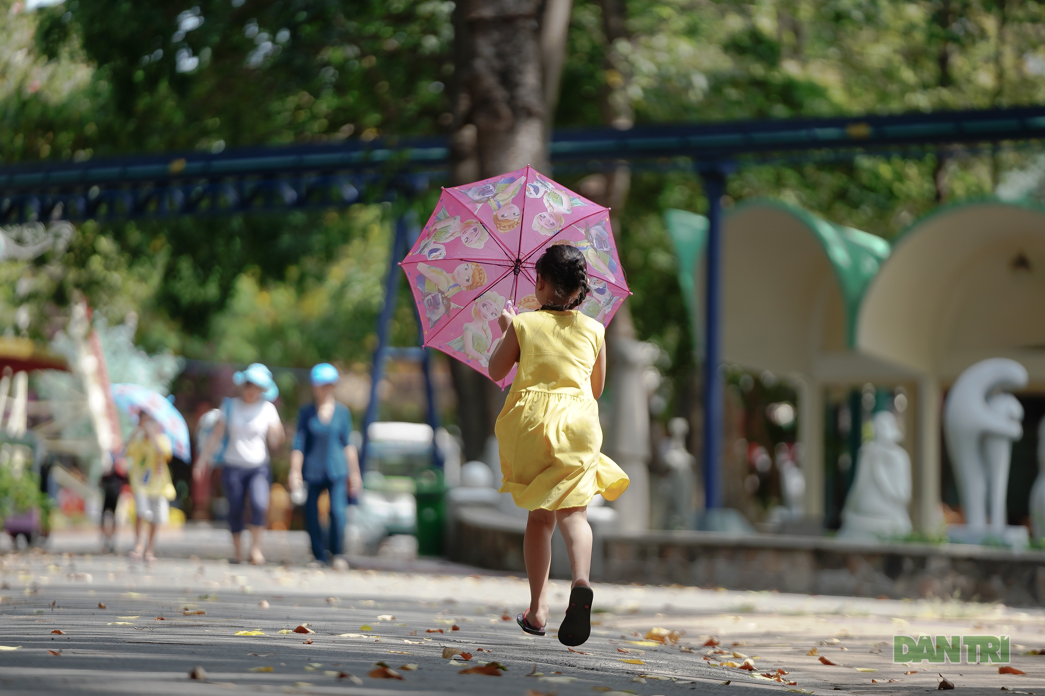 TPHCM: Công viên có hồ nước rộng nhất đìu hiu ngày mở cửa - 10