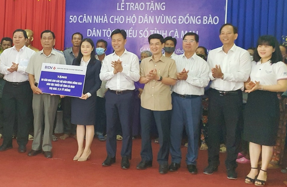 Cà Mau: Hỗ trợ xây 50 căn nhà đến hộ khó khăn vùng dân tộc thiểu số - 1 Cà Mau: Hỗ trợ xây 50 căn nhà đến hộ khó khăn vùng dân tộc thiểu số - 1
