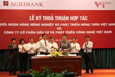 Agribank và Vinatech ký kết thỏa thuận hợp tác ưu đãi khách hàng 
