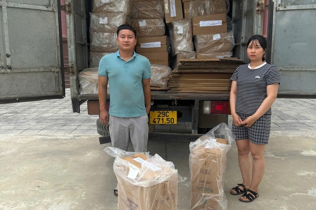 Buôn bán thuốc lá giả trên mạng xã hội - 1 Buôn bán thuốc lá giả trên mạng xã hội - 1