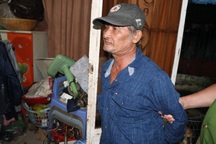 Bắt quả tang người đàn ông giấu ma túy trong quần lót