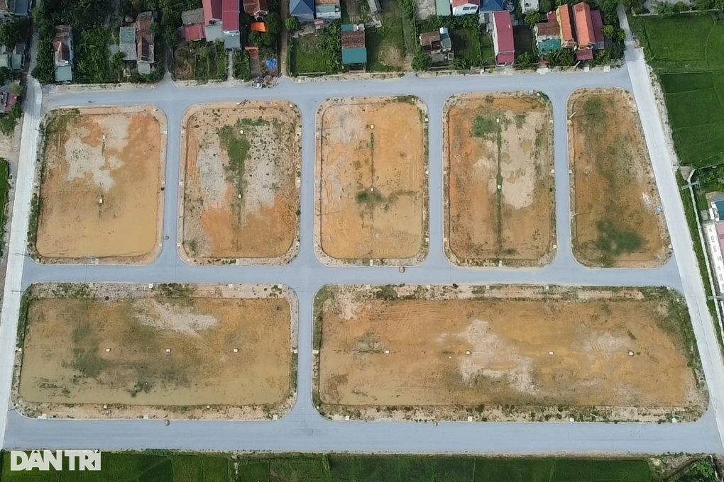 28 lô đất hơn 60 tỷ đồng, đấu giá 2 lần nhưng bất thành - 1 28 lô đất hơn 60 tỷ đồng, đấu giá 2 lần nhưng bất thành - 1