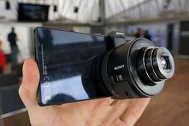 Bộ đôi ống kính của Sony "hóa phép" smartphone thành máy ảnh chuyên nghiệp