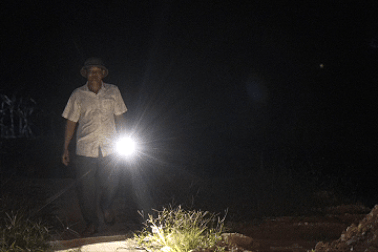 Làm dân vận không ngại “mặt dày đi xin” đất