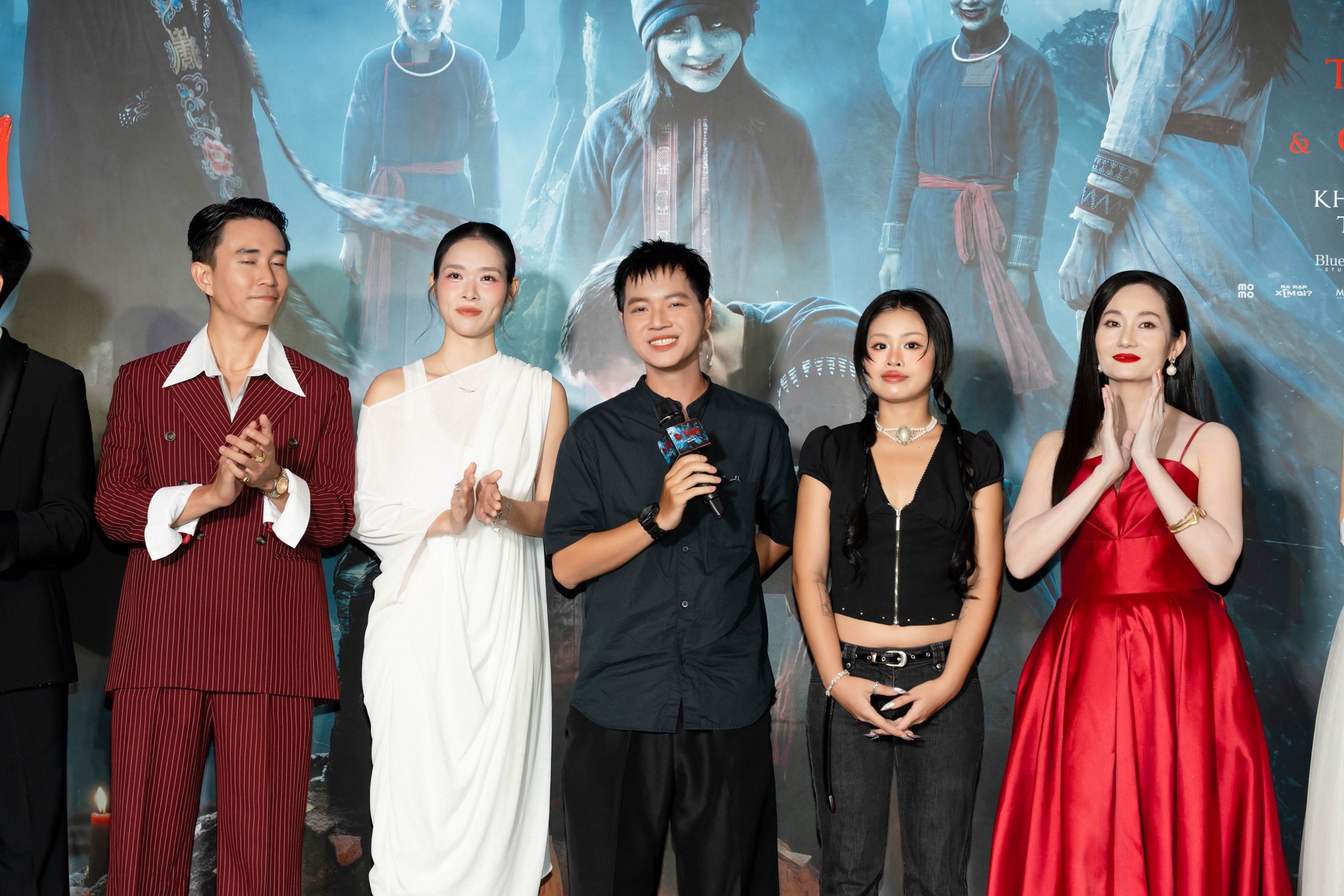 Thiên Ân - Kỳ Duyên diện váy đôi, khoe vẻ gợi cảm - 9 Thiên Ân - Kỳ Duyên diện váy đôi, khoe vẻ gợi cảm - 9