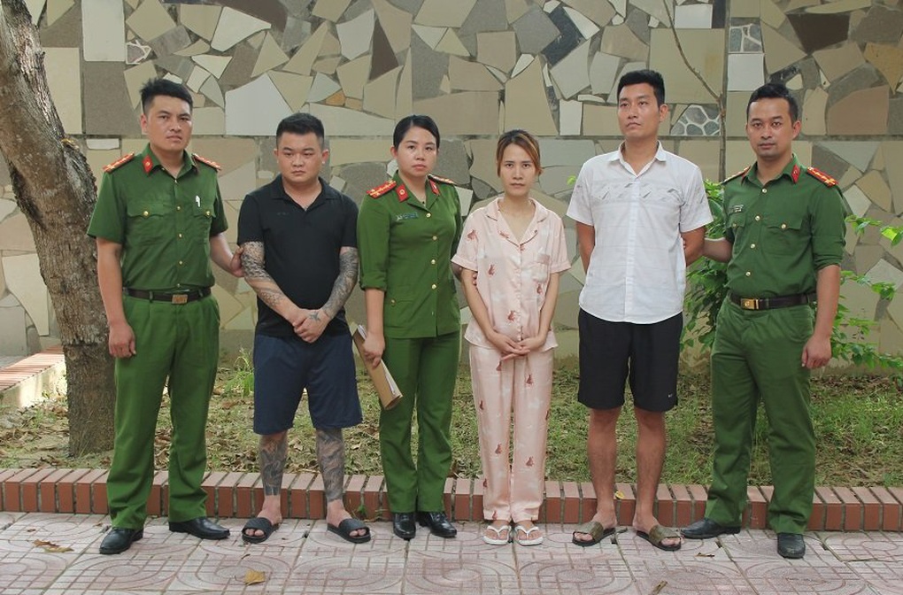 3 lần ném chất nổ vào nhà tình địch, bị bắt mới biết là... nhầm - 3 3 lần ném chất nổ vào nhà tình địch, bị bắt mới biết là... nhầm - 3