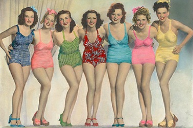 Những set đồ thời trang không thể thiếu cho du lịch hè