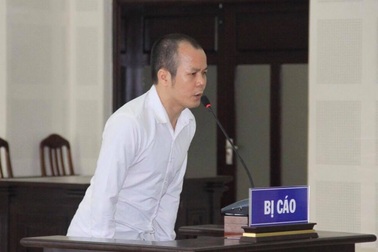 Buôn ma túy lãnh án chung thân, bị cáo khóc vì nghĩ đến mẹ già, con thơ