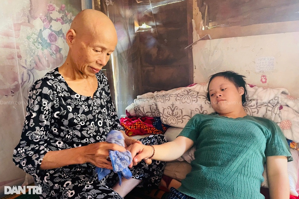 Cảnh cùng quẫn của góa phụ lỡ 2 lần đò bị ung thư chăm con thiểu năng - 1 Cảnh cùng quẫn của góa phụ lỡ 2 lần đò bị ung thư chăm con thiểu năng - 1