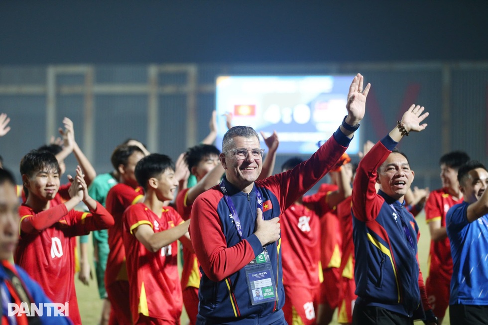 U17 Việt Nam và hành trình ghi dấu ấn lịch sử ở giải U17 châu Á - 7