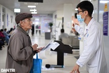 Đề xuất hỗ trợ 100% chi phí mua BHYT cho người từ 60 tuổi ở TPHCM