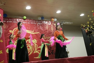 Tết Ất Mùi ấm cúng của Hội sinh viên Việt Nam tại Nancy-Metz