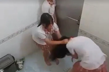 "Nói chuyện" ở nhà vệ sinh, nhóm nữ sinh bị... tống tiền