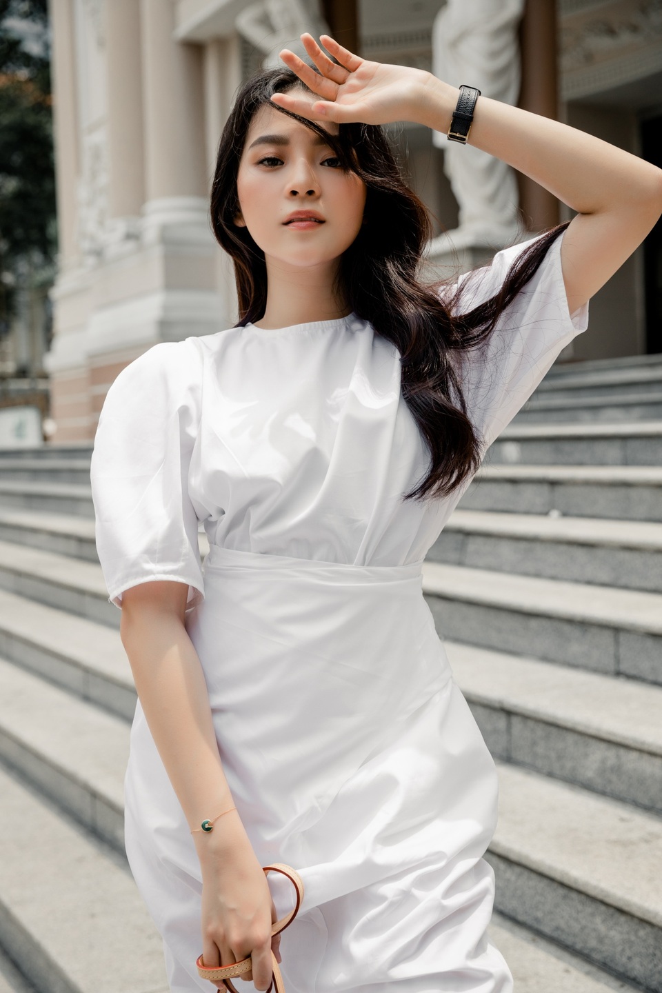 “Tình địch” Nhã Phương vượt trầm cảm, dành dụm hết cát-xê học đại học - 5 “Tình địch” Nhã Phương vượt trầm cảm, dành dụm hết cát-xê học đại học - 5