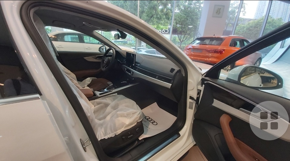 Xe nhập vẫn giữ giá cao, chấp ô tô trong nước được giảm 50% phí trước bạ - 2 Xe nhập vẫn giữ giá cao, chấp ô tô trong nước được giảm 50% phí trước bạ - 2