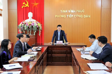 Đi khiếu nại, tố cáo nhưng cố tình không cung cấp văn bản bất lợi