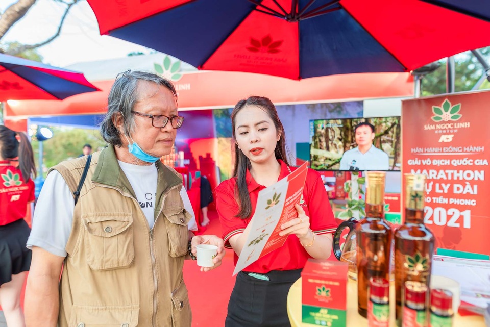 Báu Vật Đại Ngàn K5 Sâm Ngọc Linh Kon Tum đồng hành cùng Tiền Phong marathon 2021 - 1 Báu Vật Đại Ngàn K5 Sâm Ngọc Linh Kon Tum đồng hành cùng Tiền Phong marathon 2021 - 1