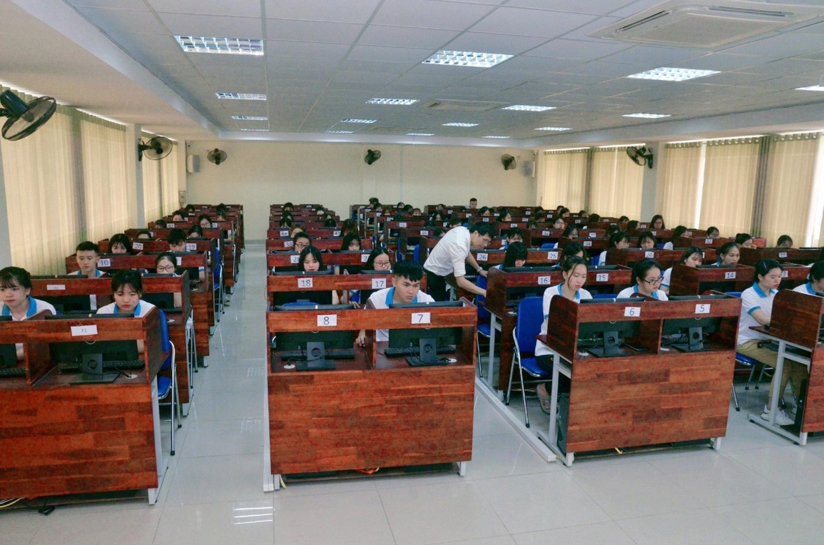 Những điểm mới đột phá trong tuyển sinh, đào tạo tại trường Cao đẳng Dược Trung ương Hải Dương - 2 Những điểm mới đột phá trong tuyển sinh, đào tạo tại trường Cao đẳng Dược Trung ương Hải Dương - 2
