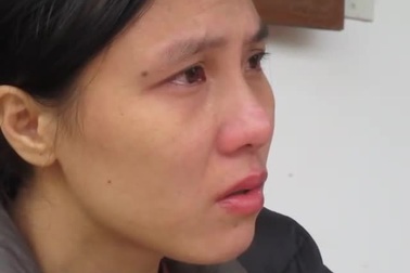 Người vợ nghèo và ba đứa trẻ