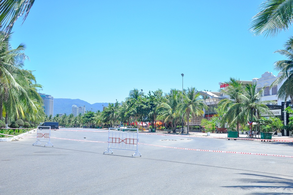 Phòng dịch Covid-19: Đà Nẵng cấm tắm biển - 15 Phòng dịch Covid-19: Đà Nẵng cấm tắm biển - 15