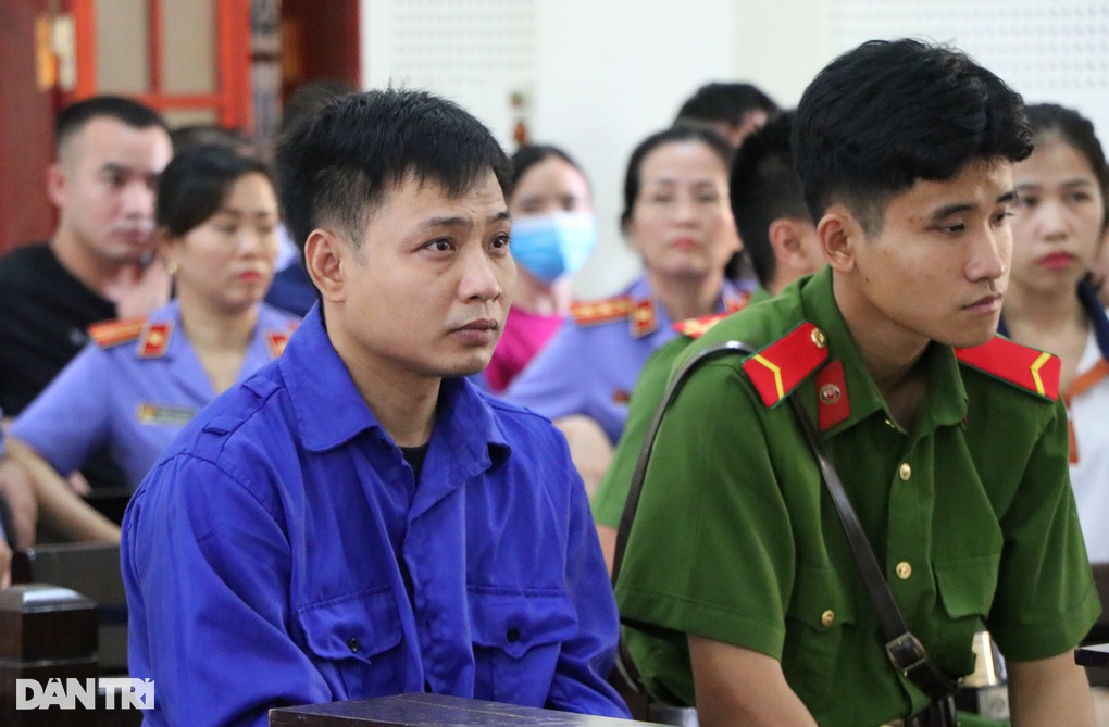 Tài xế xe tải tông chết 3 mẹ con nghẹn ngào nói lời xin lỗi - 1 Tài xế xe tải tông chết 3 mẹ con nghẹn ngào nói lời xin lỗi - 1