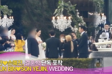 Clip chú rể Hyun Bin và Son Ye Jin hạnh phúc trong hôn lễ