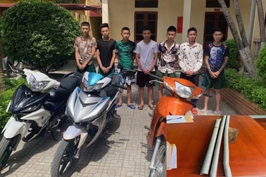 Làm rõ 13 đối tượng dùng hung khí tấn công nhóm công an xã