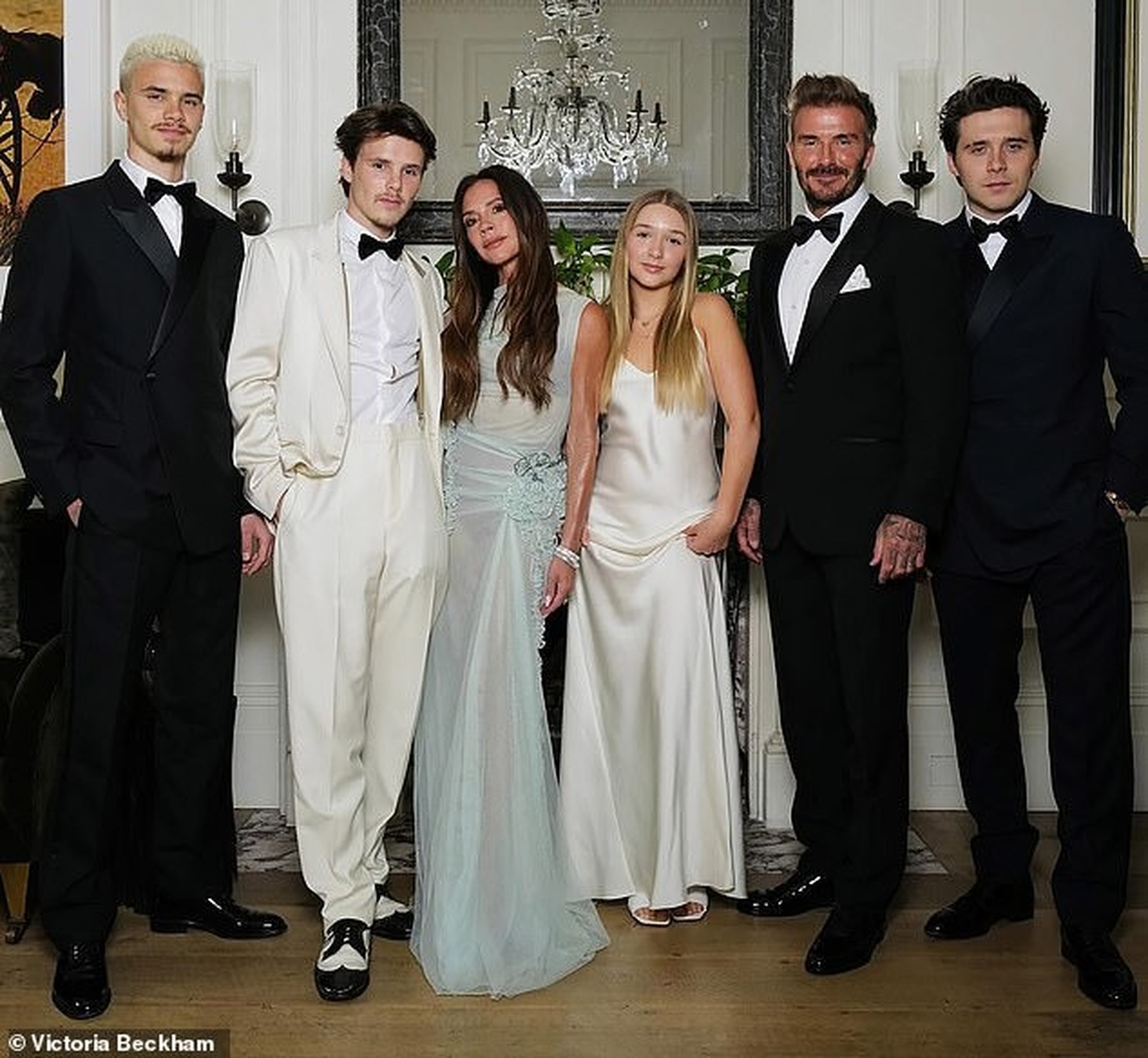 Victoria admitted for the first time that 25 years with David Beckham was not easy - 2