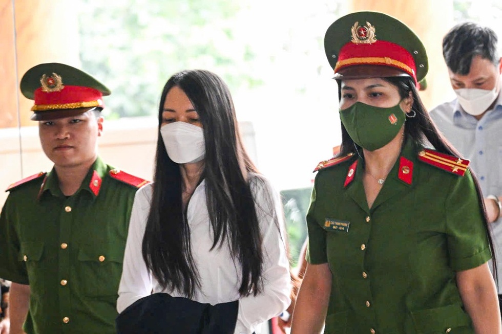 Trịnh Văn Quyết xin chuyển án phạt tiền: Pháp luật quy định ra sao? - 2 Trịnh Văn Quyết xin chuyển án phạt tiền: Pháp luật quy định ra sao? - 2