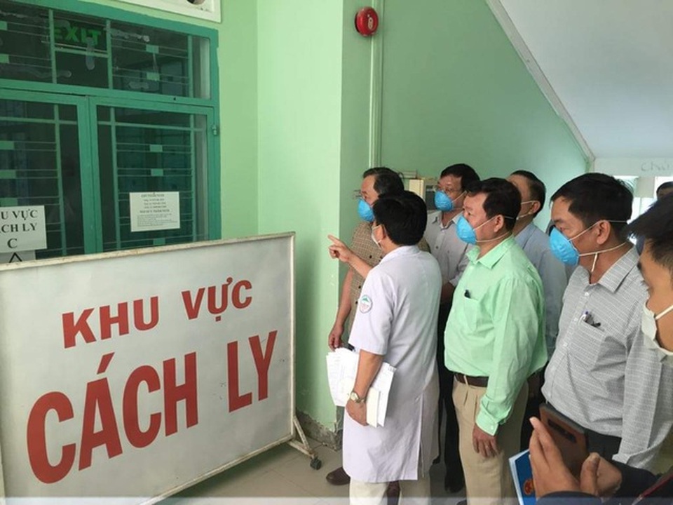 Khánh Hòa: Thêm 2 ca dương tính với SARS-CoV-2, cách ly ngay khi nhập cảnh - 1 Khánh Hòa: Thêm 2 ca dương tính với SARS-CoV-2, cách ly ngay khi nhập cảnh - 1