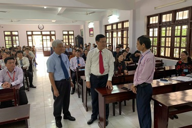 Lãnh đạo Bộ GD-ĐT kiểm tra công tác coi thi tại Bà Rịa - Vũng Tàu