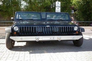 Xe Jeep “hai trong một”