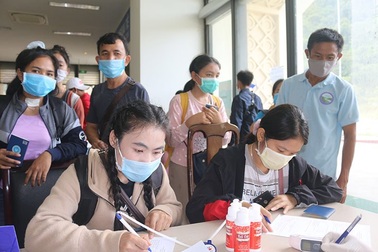 Cách ly 250 sinh viên Lào đến học tập tại Quảng Bình