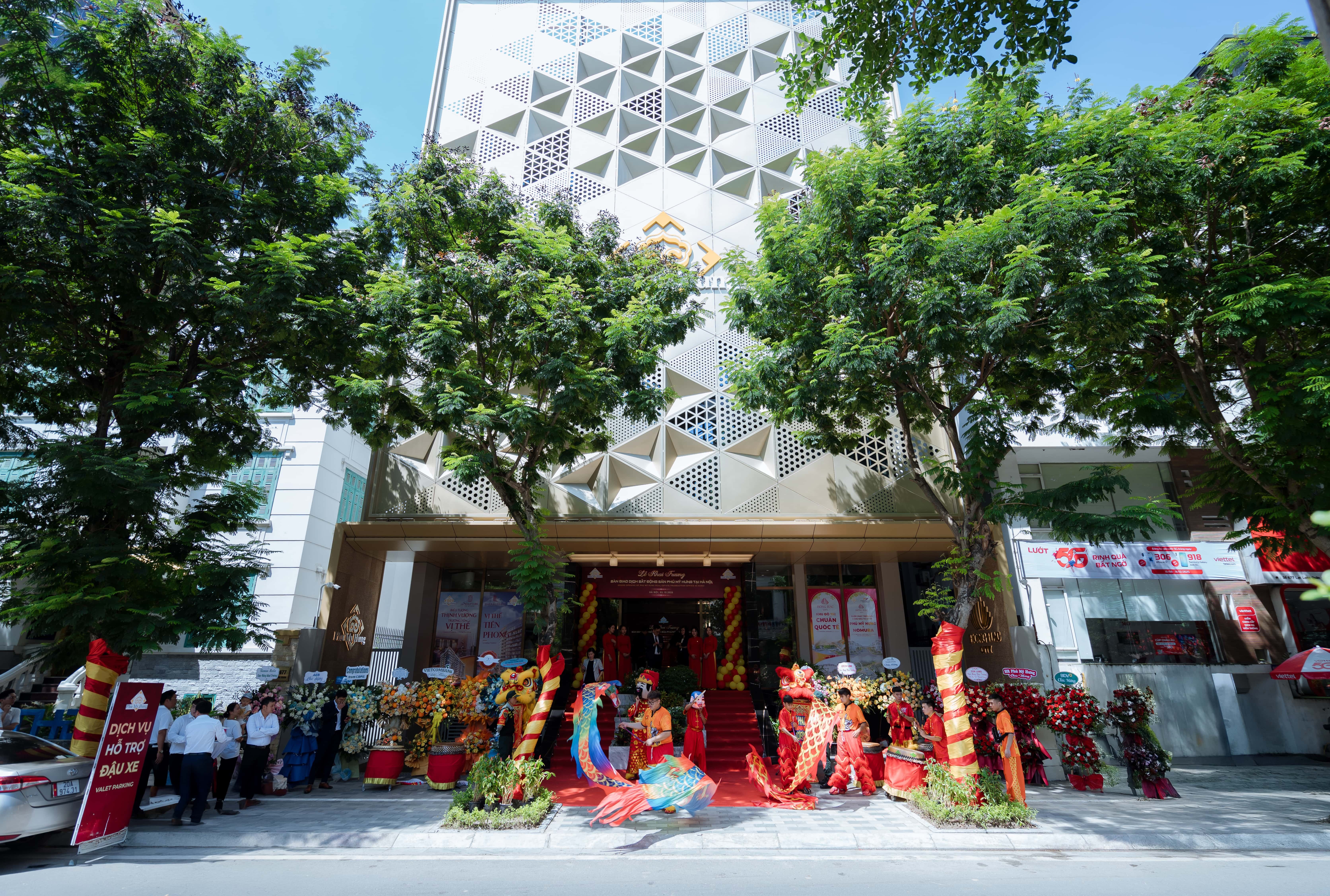 Phú Mỹ Hưng khai trương sàn giao dịch mới tại Hà Nội, bắt tay Nomura phát triển Hồng Hạc City - 1