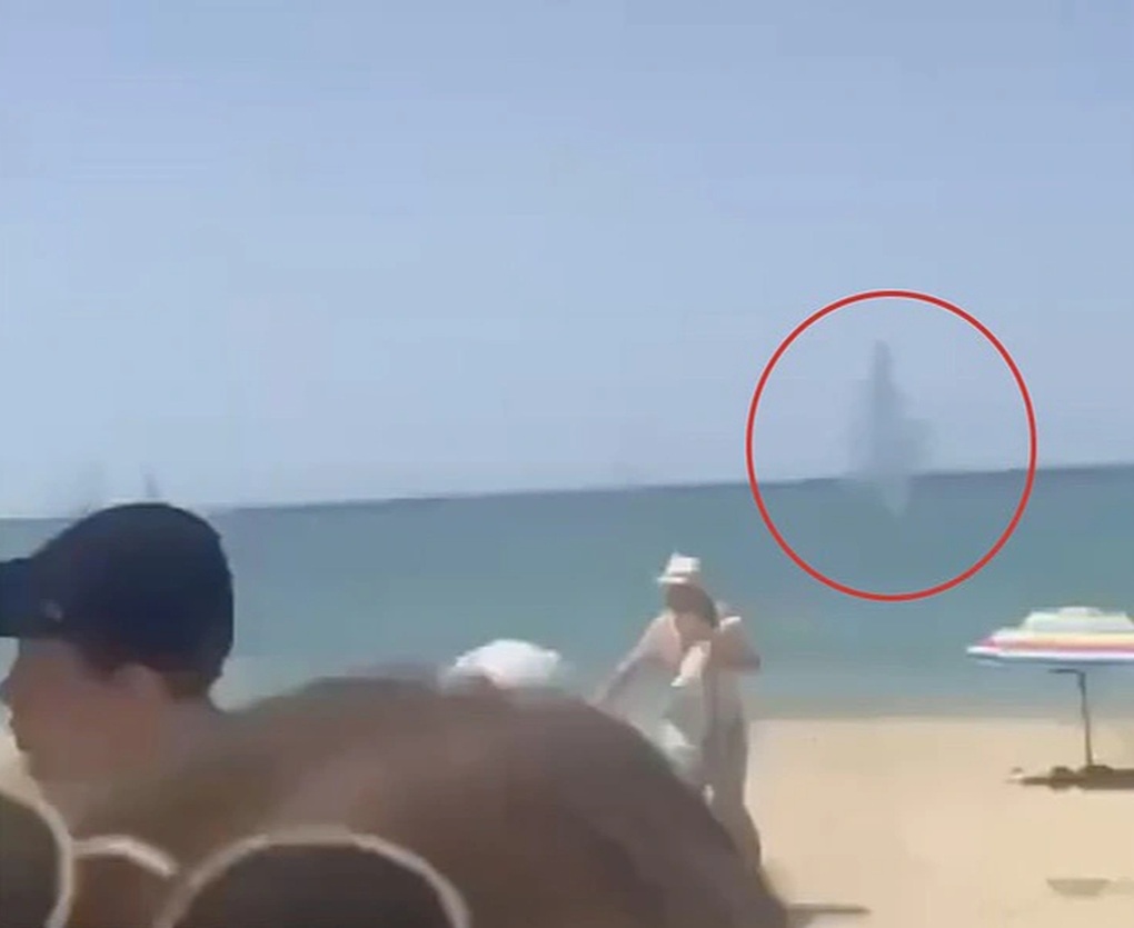 Chính trị gia Pháp lo ngại NATO muốn khơi mào cuộc chiến tổng lực với Nga - 1 Chính trị gia Pháp lo ngại NATO muốn khơi mào cuộc chiến tổng lực với Nga - 1
