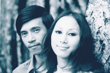 Những bức ảnh hiếm hoi của cặp đôi vàng thập niên 70 Lê Uyên - Phương