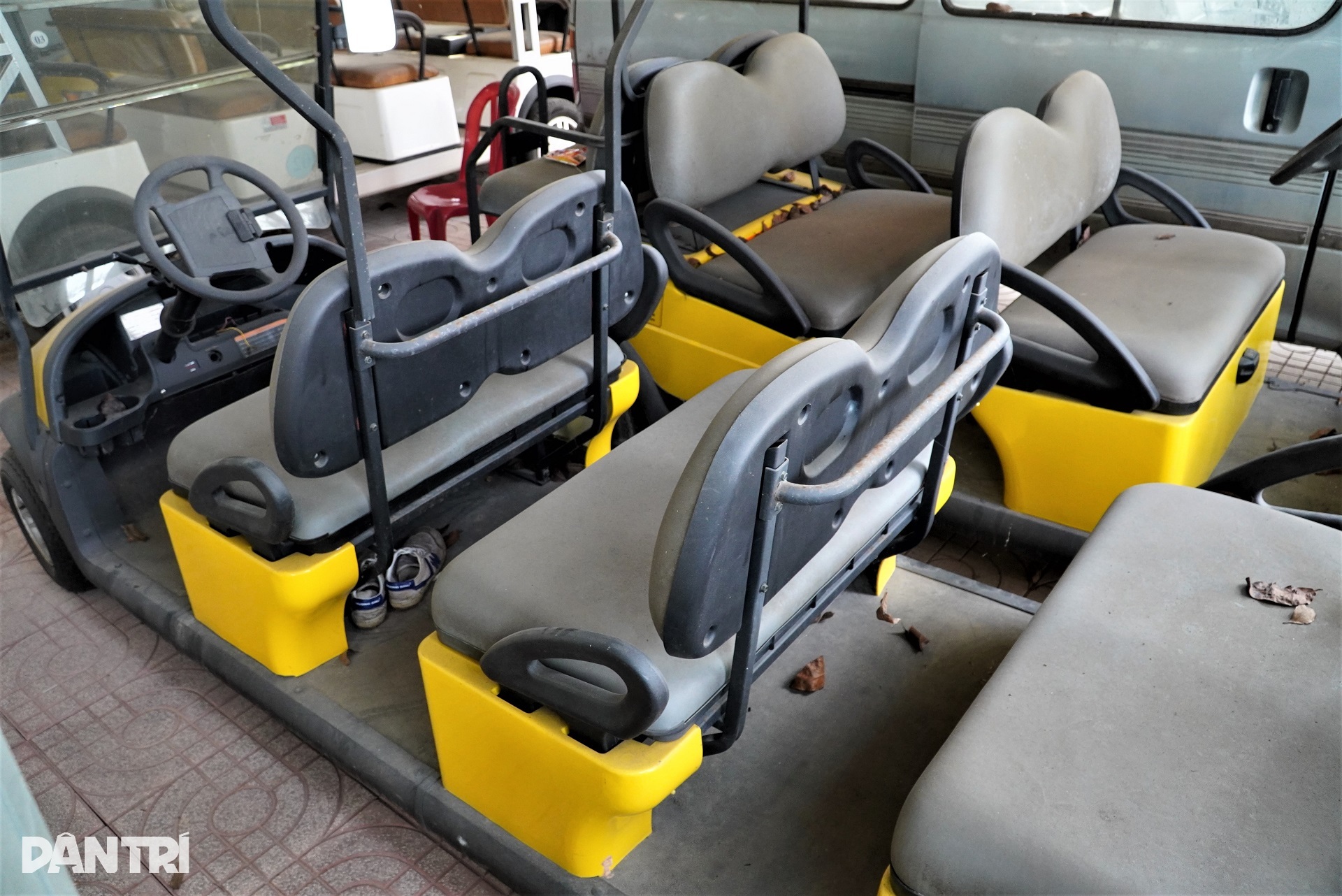 Dàn xe điện tiền tỷ nằm phủ bụi suốt 5 năm ở Khu di tích Ngã ba Đồng Lộc - 12