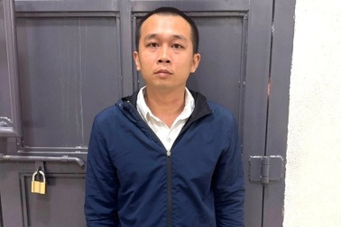 Nam thanh niên tự nghĩ ra lịch bay để lừa tiền của hàng chục người