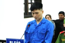 Quán của mẹ vợ bị ném vỡ tủ kính, con rể mang dao chặt thịt đi "tính sổ"