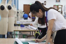 Sinh viên các trường nghề có thể học cùng lúc 2 nghề