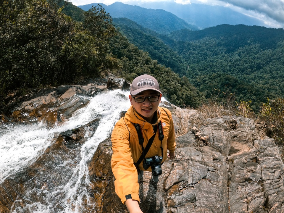 Chàng trai bỏ phố thị để lên rừng đi trốn một mình - 1 Chàng trai bỏ phố thị để lên rừng đi trốn một mình - 1
