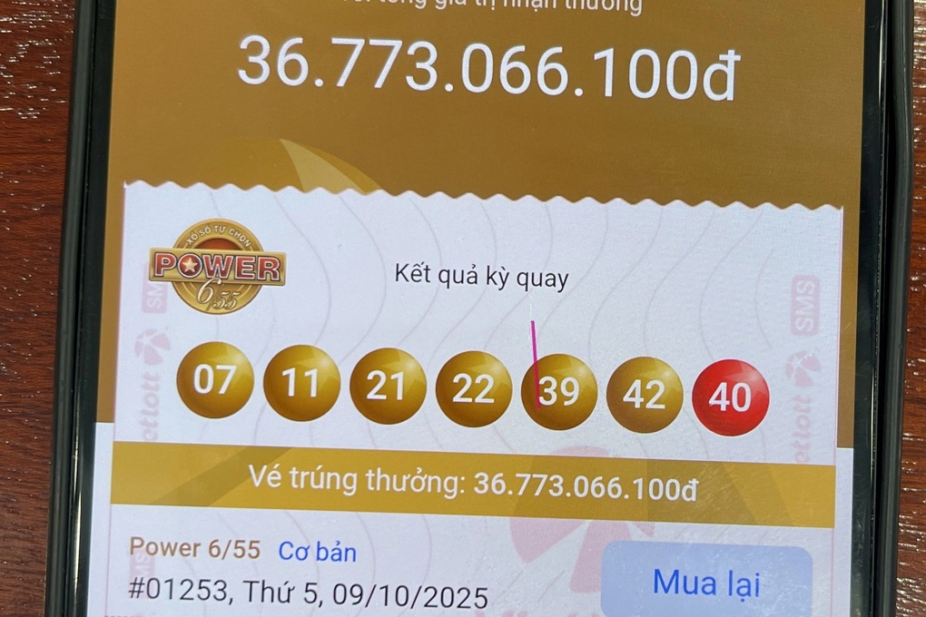 Vietlott-Gewinner von fast 37 Milliarden VND: Meine Familie konnte die ganze Nacht nicht schlafen - 1 Người trúng Vietlott gần 37 tỷ đồng: Gia đình tôi mất ngủ cả đêm - 1