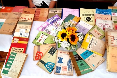 Môn Giáo dục công dân: Nhiều giáo viên dạy qua loa, học sinh coi thường