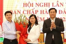 Bà Bùi Thị Thu Hằng giữ chức Chủ nhiệm Ủy ban Kiểm tra Tỉnh ủy Phú Thọ