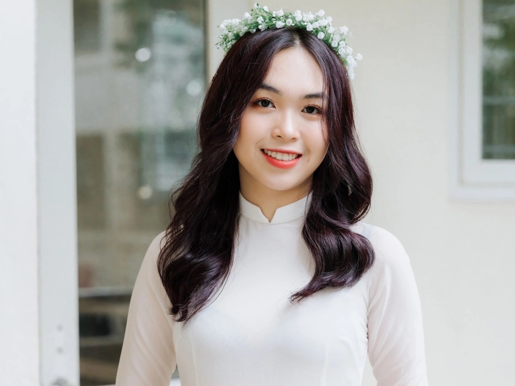 Lời chúc Tết đặc biệt của quán quân Olympia, hoa khôi Đại học Ngoại thương - 7 Lời chúc Tết đặc biệt của quán quân Olympia, hoa khôi Đại học Ngoại thương - 7